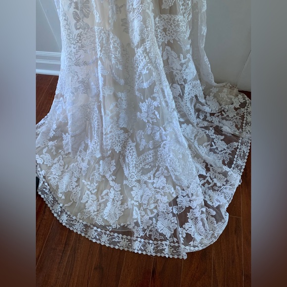 Gorgeous Eddy K dreams wedding dress in bridal size 16 (fits like a medium) - Picture 5 of 10